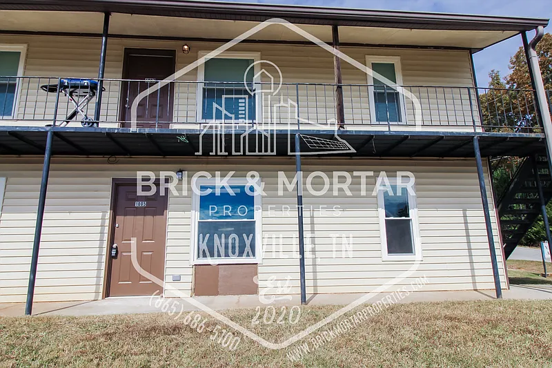 2 bed, 1.0 bath, 1000 sqft, $1,250 — Photo 1