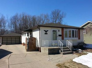 92 Maryknoll Dr, Lackawanna, NY 14218