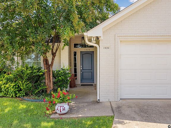 2nd image of 1920 Rocky Mountain Ln