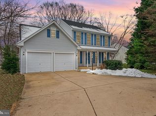 4760 Pearson Dr, Woodbridge, VA 22193