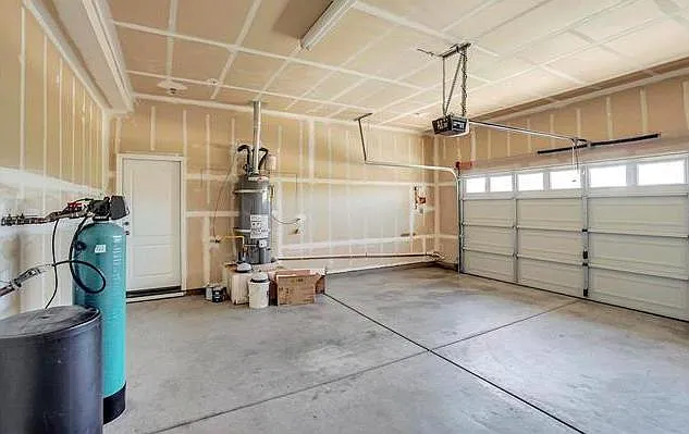 2613 Presidio Dr — Photo 10