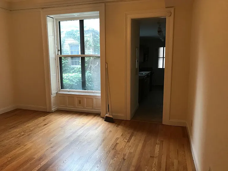329 State St #1 — Photo 3