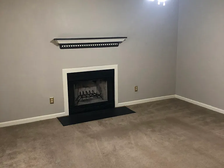 4980 Holly Fork Rd — Photo 8