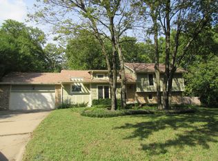 3004 Westdale Pl, Lawrence, KS 66049