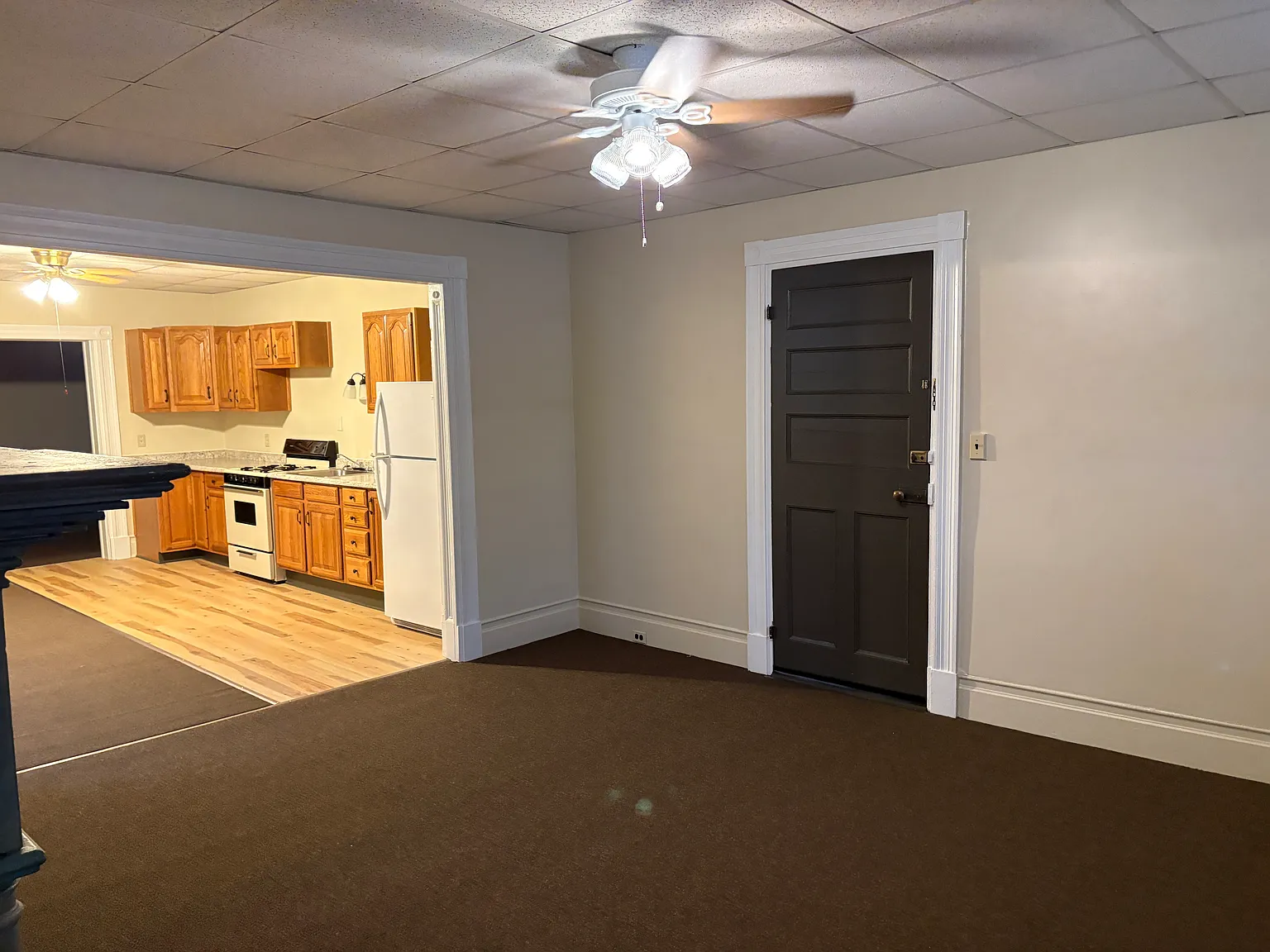 1 bed, 750 sqft, $925 — Photo 2