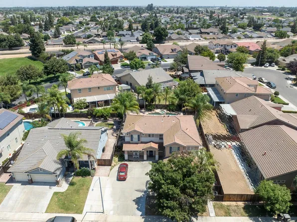 5656 Suttermill Dr, Riverbank, CA 95367