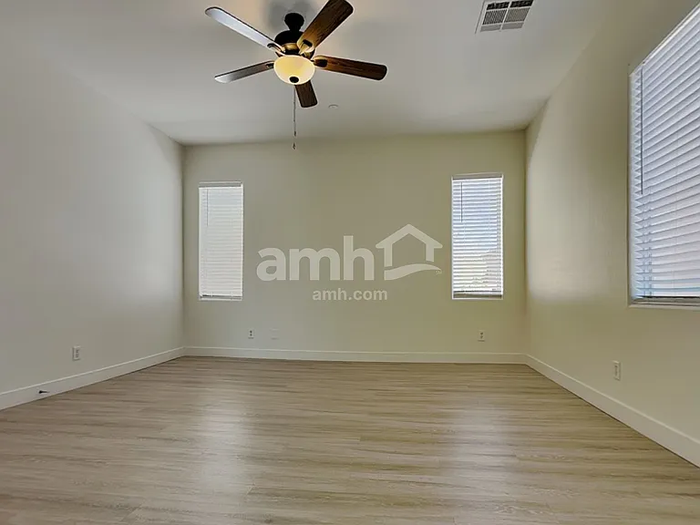 8928 Cambridge Glen Ct — Photo 10