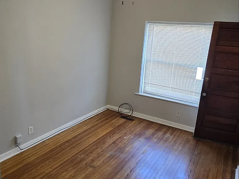 2745 W Belmont Ave #1 — Photo 8