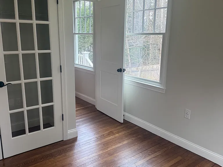 4 Omega Way — Photo 18