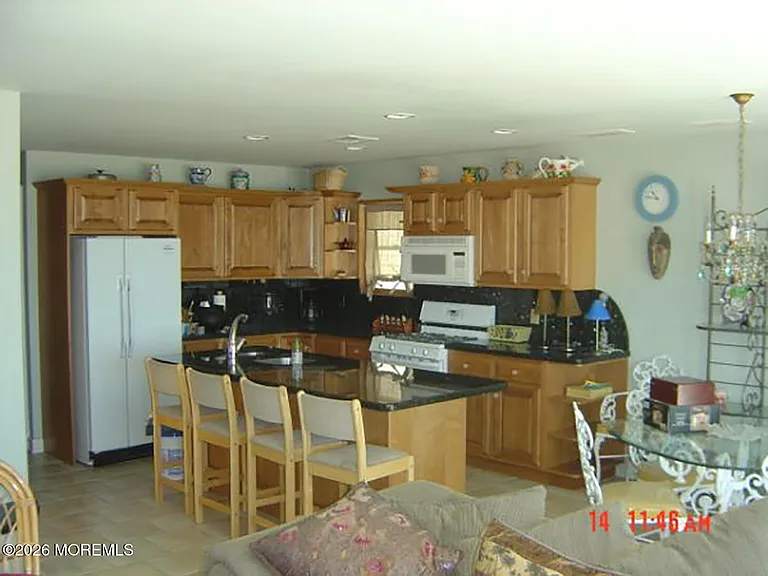 305 Beachfront #2 — Photo 3