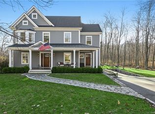 126 Valley Rd, Katonah, NY 10536