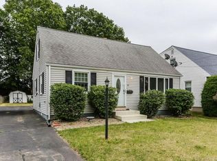 22 Fenwood Ave, West Hartford, CT 06110