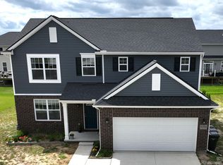 51725 Times Square Dr, Shelby Township, MI