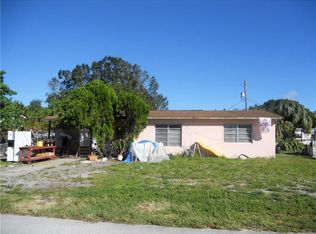 628 5th St SW, Vero Beach, FL 32962