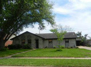 813 Kentucky St, Deer Park, TX 77536