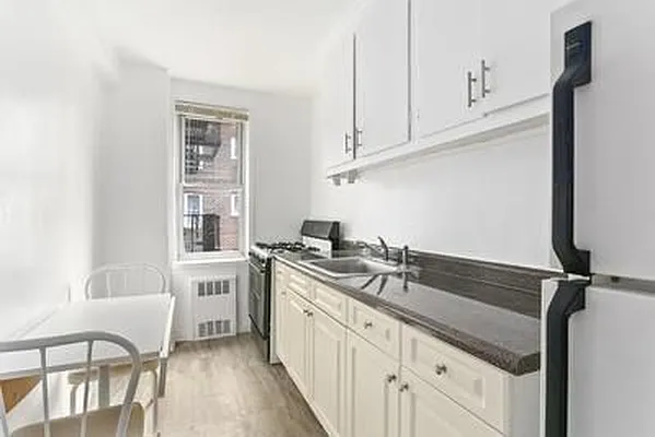 Sold by Argo Residential | media 4