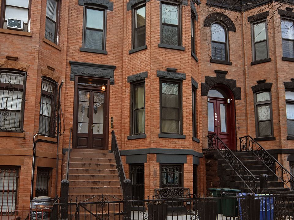 1st image of 608 Saint Johns Pl
