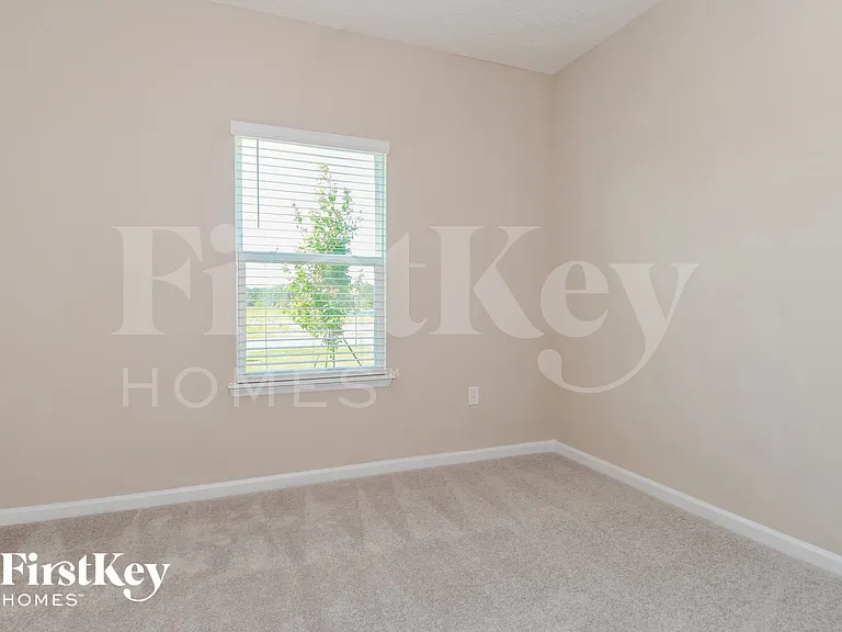 385 Stone Arbor Ln — Photo 12