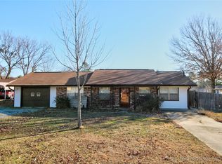 1602 Jerry St, Durant, OK 74701
