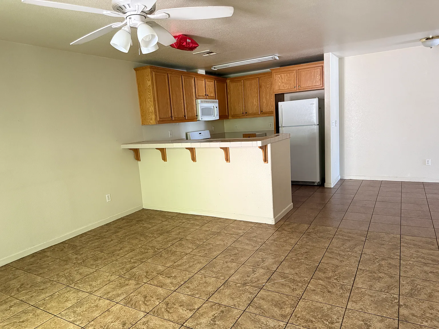 2 bed, $2,150 — Photo 4