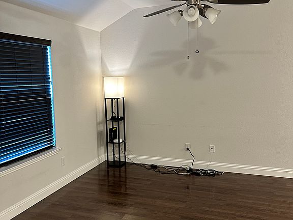 2nd image of 4614 Sausalito Dr