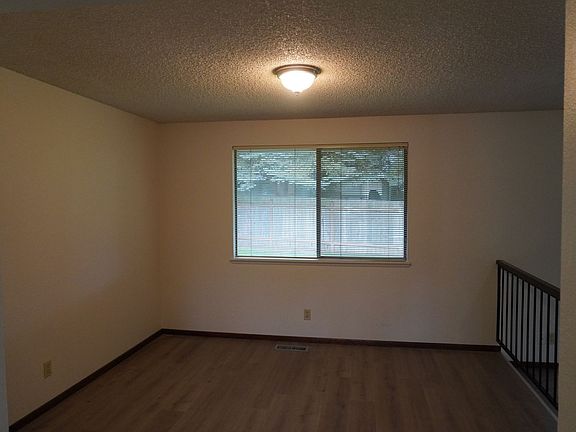 3rd image of 11014 NW 28th Ct