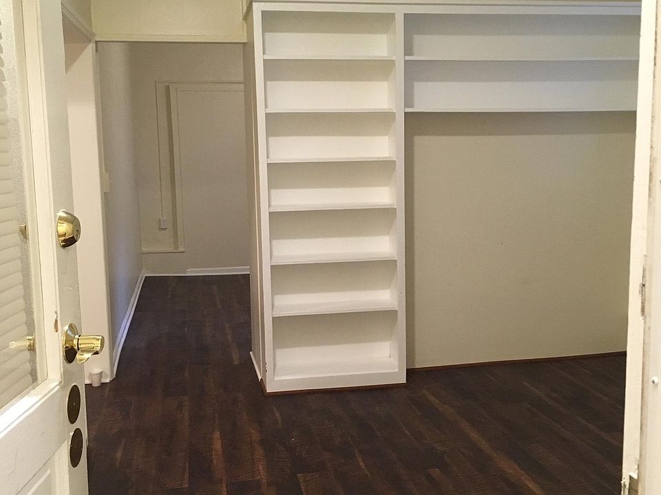 1st image of U1-1236 Kensington Dr #1