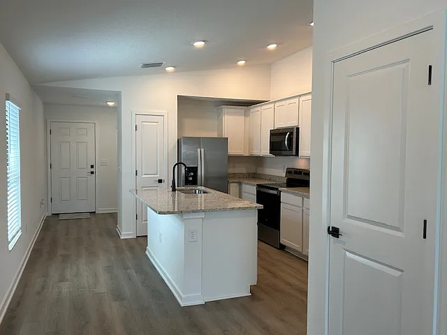 5652 Flotilla Ave — Photo 3