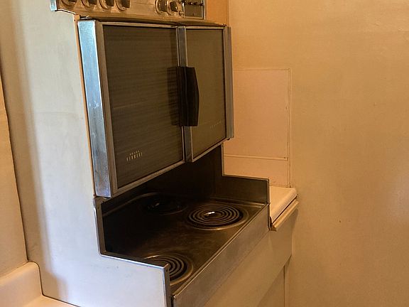 5th image of 1529 21st St APT B