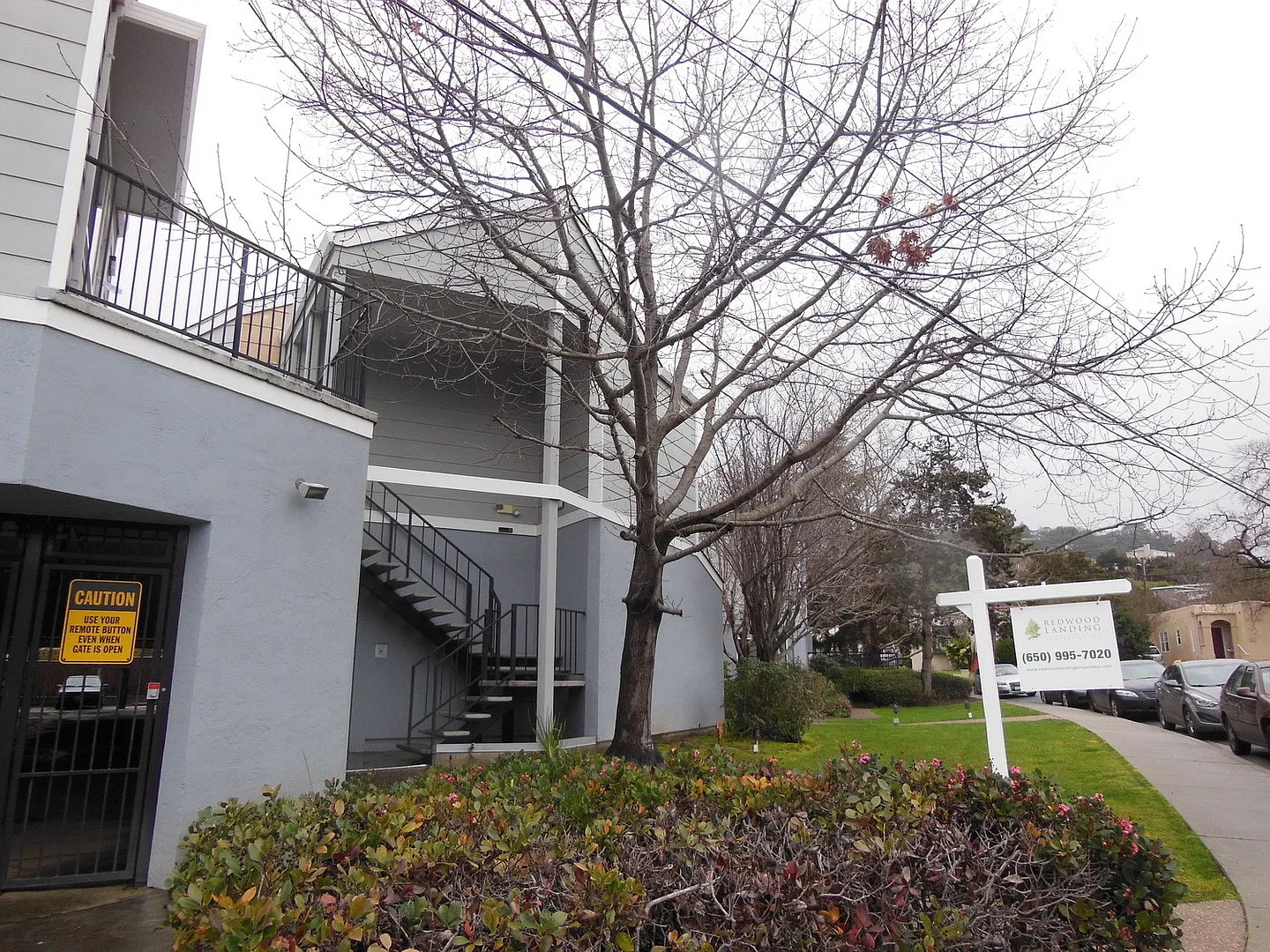 400 Laurel Street — Photo 2