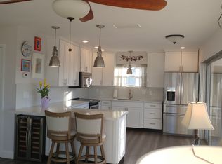 17223 Starfish Ln E, Sugarloaf, FL 33042