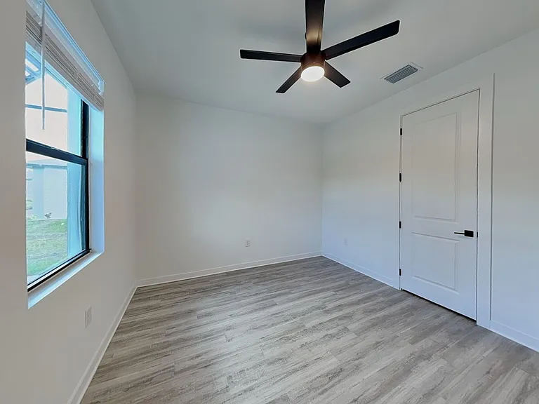 1128 Bismarck Rd — Photo 13