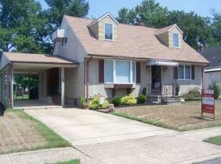 30 Hansen Ave, Hamilton, NJ 08610