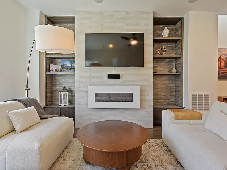 1731 King St #1731 — Photo 11