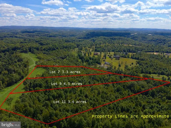 7 Gauley Ridge Rd, Mount Nebo, WV 26679