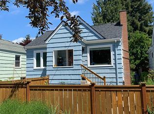 8030 17th Ave NW, Seattle, WA 98117