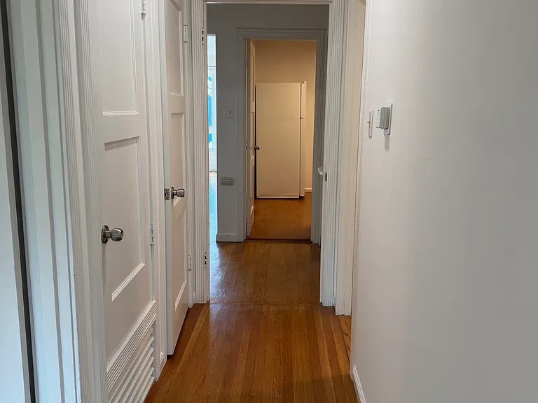 1527 12th Ave — Photo 9