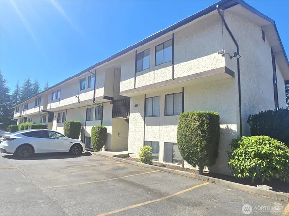 3515 S 160th Street #B-5, SeaTac, WA 98188