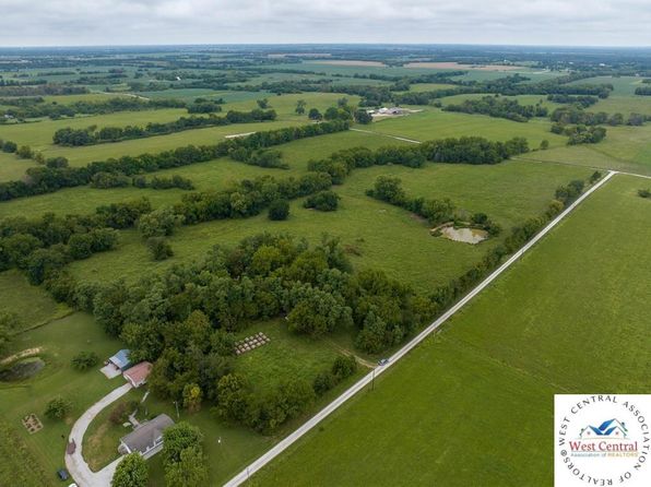 SE 100th Rd, Clinton, MO 64735