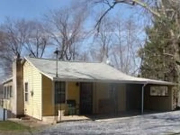 1724 S River Rd, Halifax, PA 17032