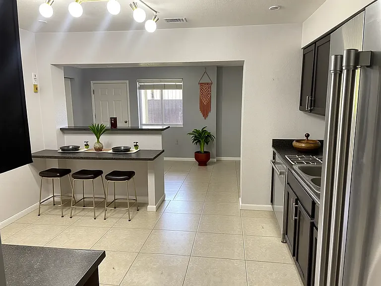 2 W Northern Ave #5 — Photo 8
