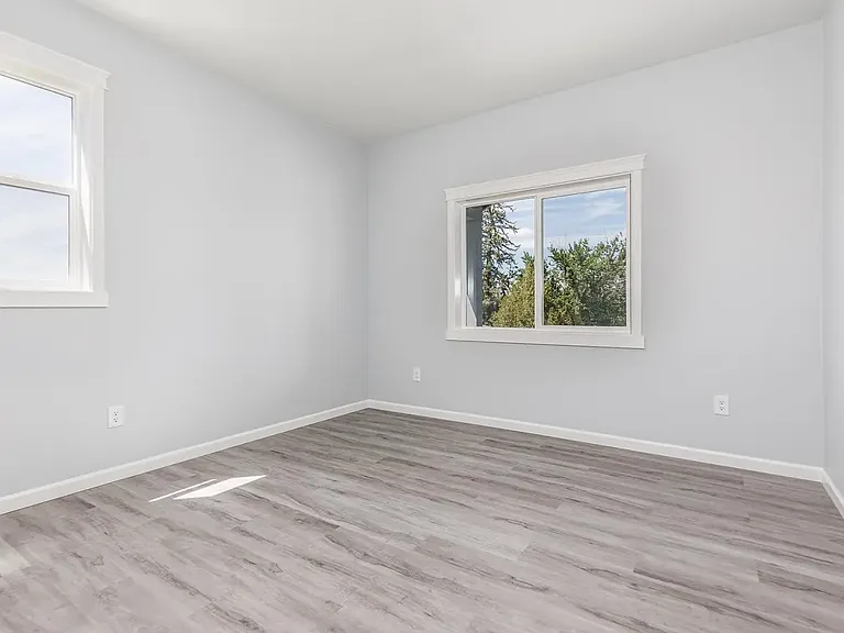 1107 Brown St — Photo 17