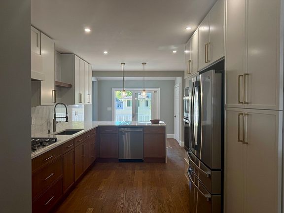 5th image of 12 Bronx Rd