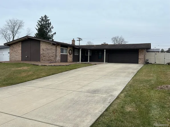 8552 Tamarack Dr, Shelby Township, MI 48317