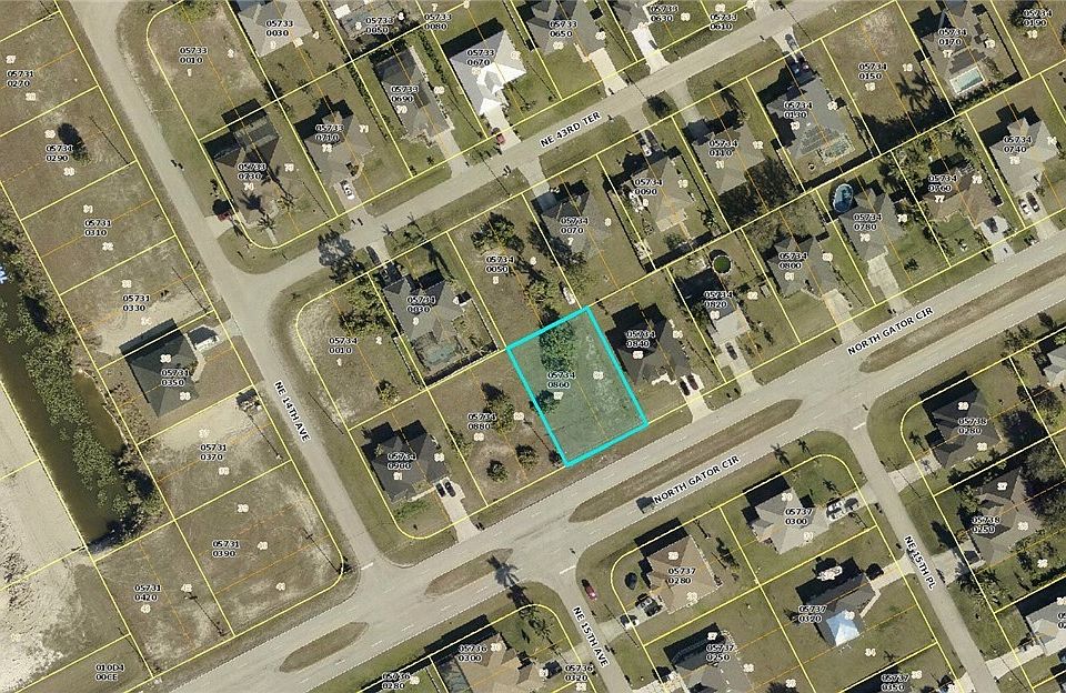 1st image of 1409 N Gator Cir