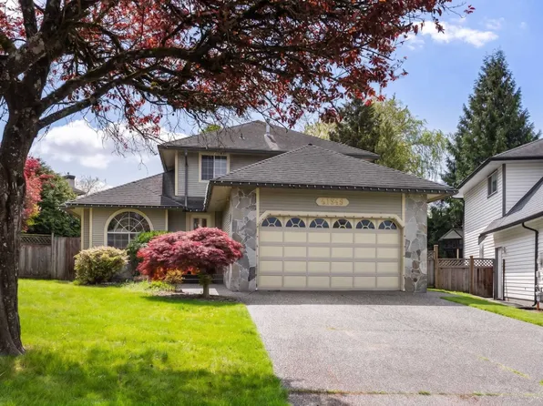 21549 85b Ct, Langley, BC V1M 2G4