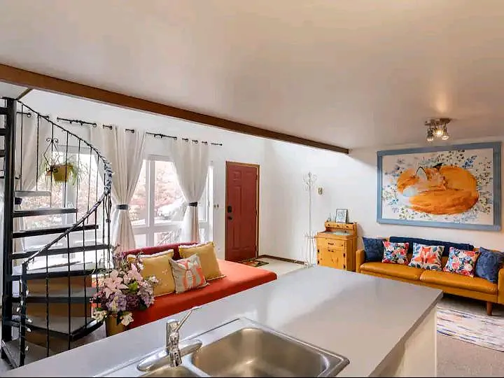 301 W Taylor Ave — Photo 4