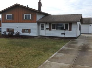 16351 Richard Dr, Brook Park, OH