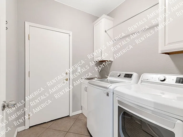 12936 N Salt Cedar Dr — Photo 7