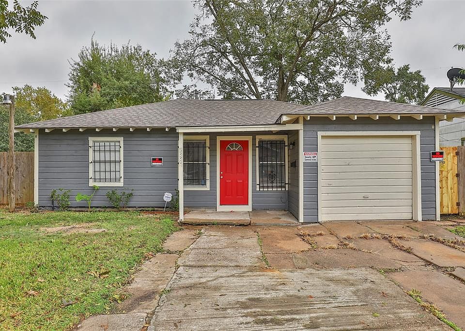 2nd image of 5334 Bataan Rd